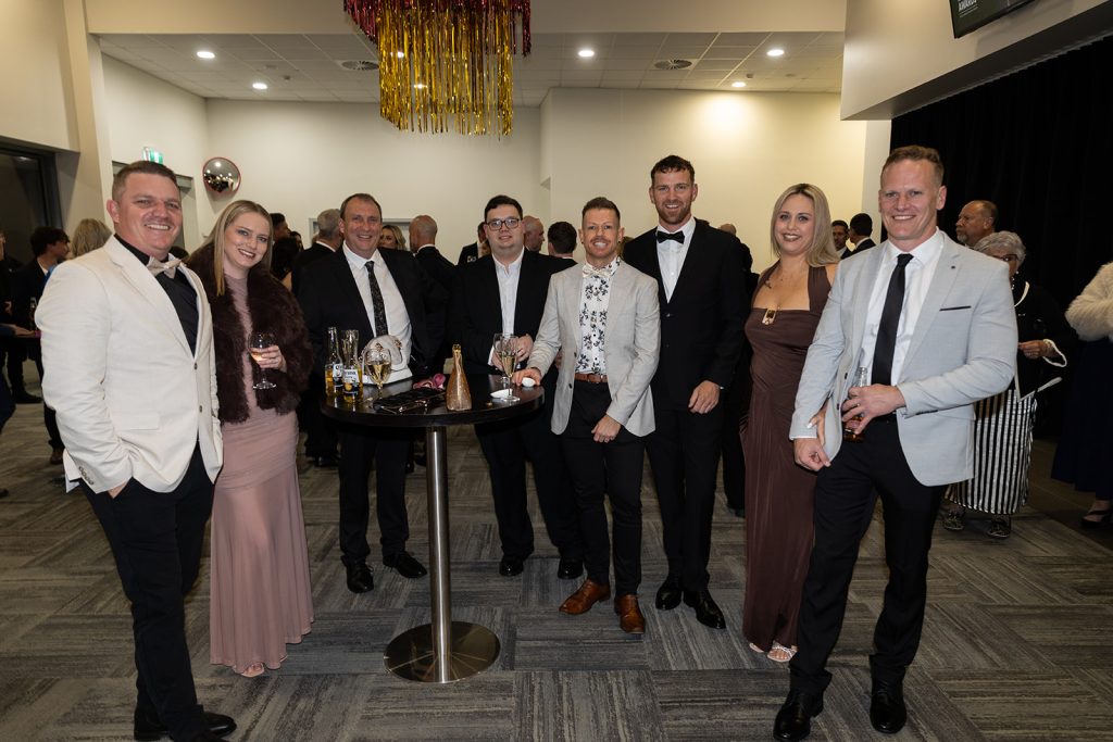 GOLDEN-CROW-AWARDS