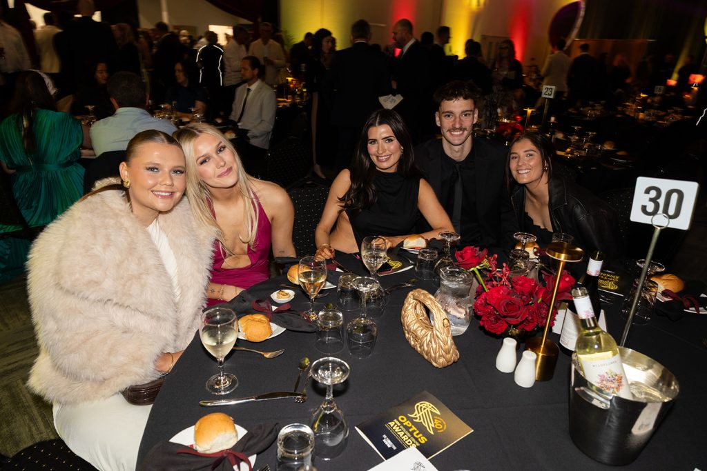 GOLDEN-CROW-AWARDS