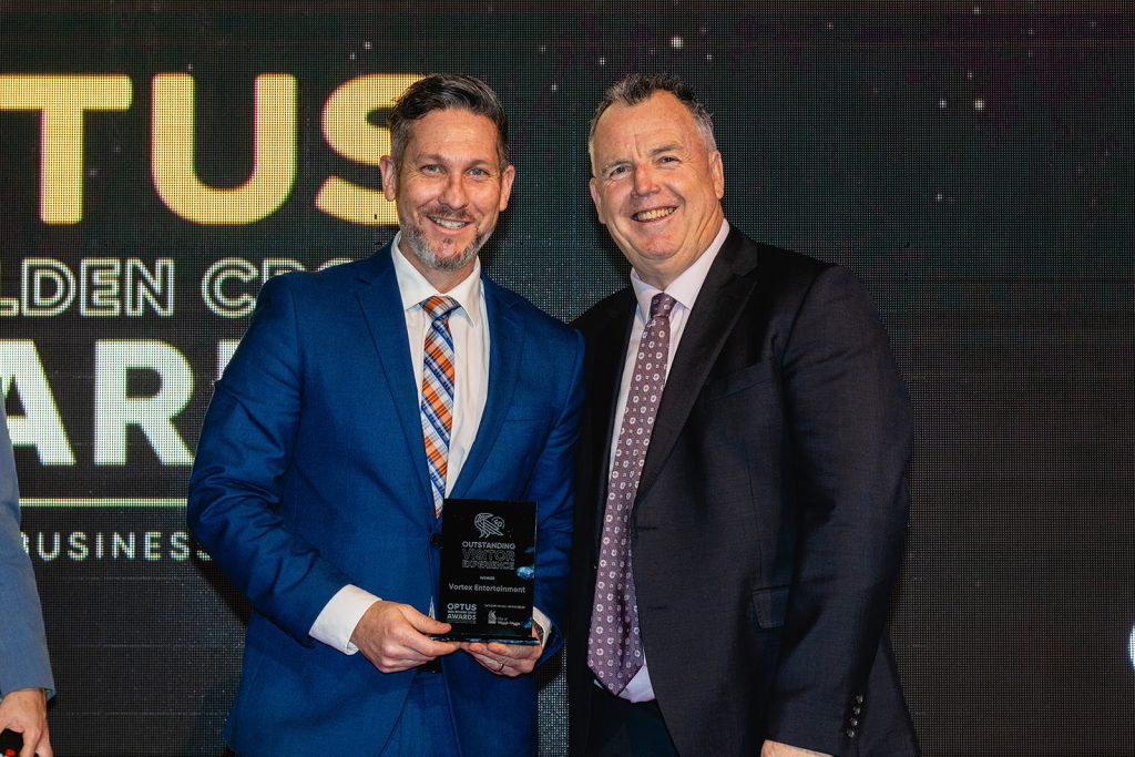 GOLDEN-CROW-AWARDS